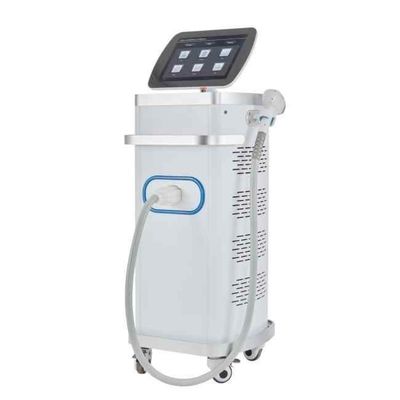 Machine commerciale populaire 1600W 1-120J/Cm2 d'épilation de laser