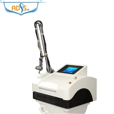 Machine partielle portative de laser de CO2 40W 10600nm pour le rajeunissement de peau