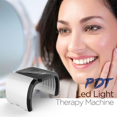Pdt a mené 7 couleurs a mené la machine de visage de luminothérapie Pdt a mené le dispositif facial léger de traitement d'acné